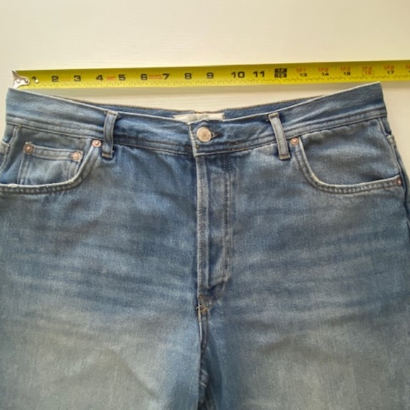 We The Free People Maggie Ripped Crop Straight Leg Light Wash Size 30 - Picture 15 of 16